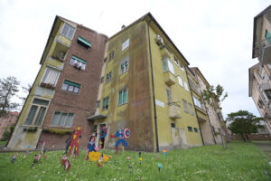 Palazzina, quartiere residenziale, Sacca Fisola, circolo fotografico 200ISO, eroi marvel, biancaneve e i 7 nani